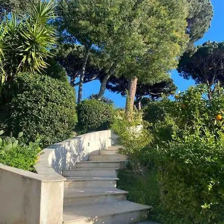 Liana Holiday home *